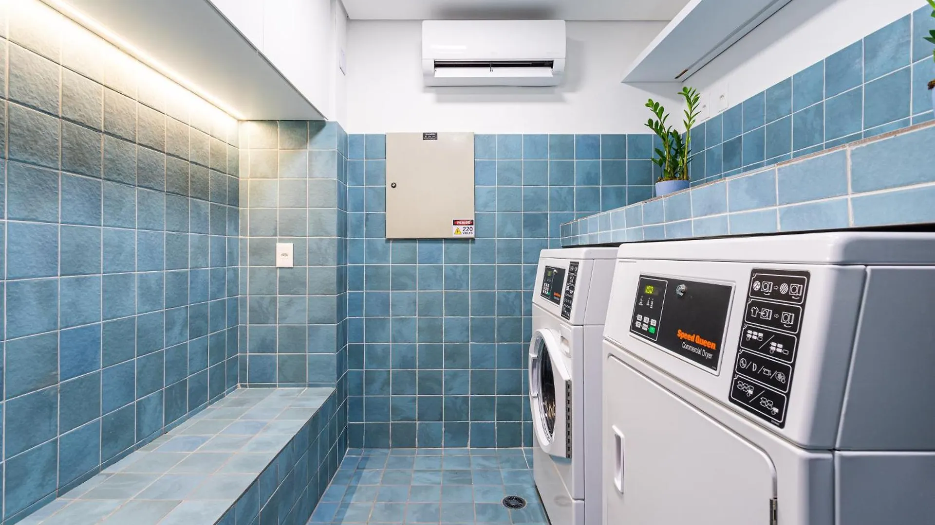 Predio Completo Com Wi-Fi Proximo Ao Metro Consolacao E Ao Masp - Next Bela Cintra São Paulo Apartment